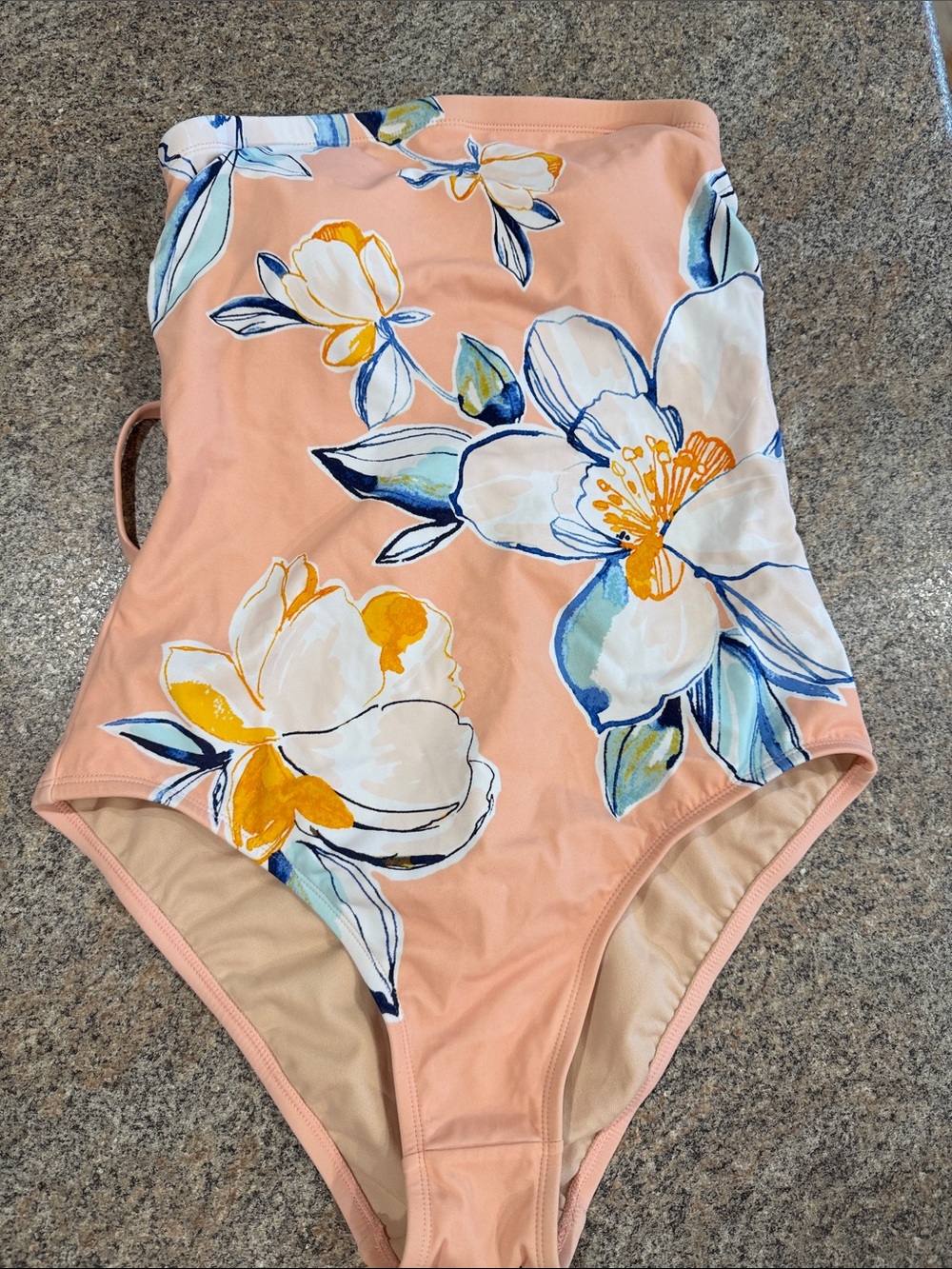 Kona Sol One Piece Swim Suit - Peach Floral size XL (16/18)